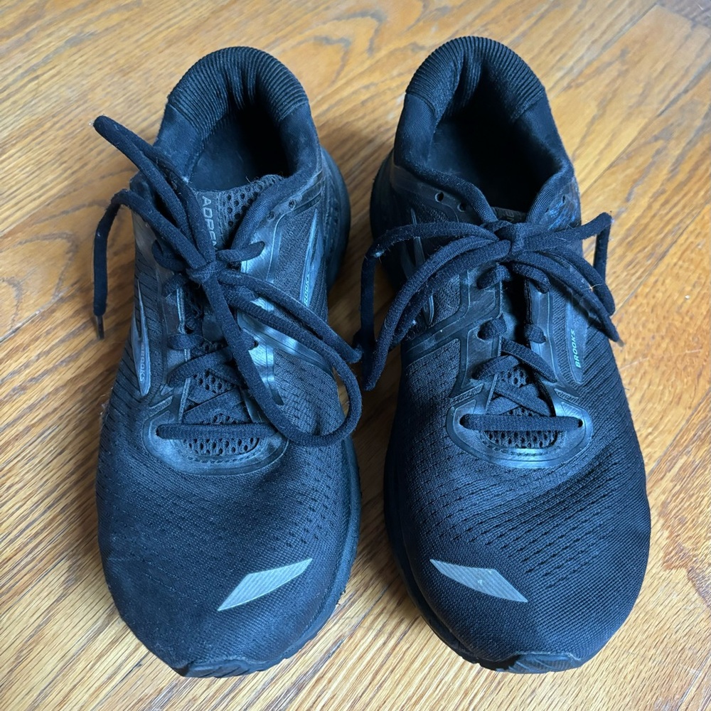 Brooks Adrenaline 20- women’s size 9 wide